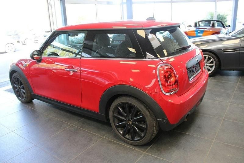 Second-hand Mini ONE 102 CP (75 kW) 2018 Roșu Hatchback