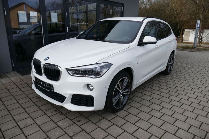 Weiß Gebraucht 2019 BMW X1 M Sport SUV | 26.900 € (Etwas zu teuer) - Bild 1/4