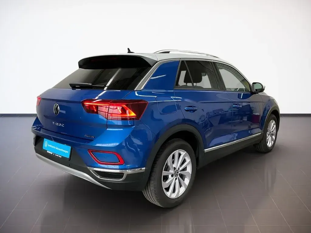 Gebraucht VW T-Roc Style 150 PS (110 kW) 2025 Blau SUV