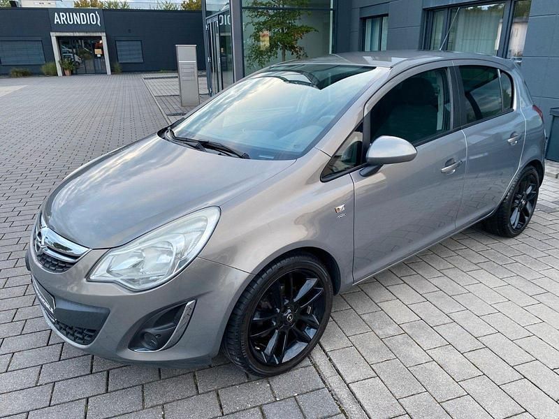 Grau Gebraucht 2011 Opel Corsa Satellite Limousine | 2.250 € (Superpreis) - Bild 1/4