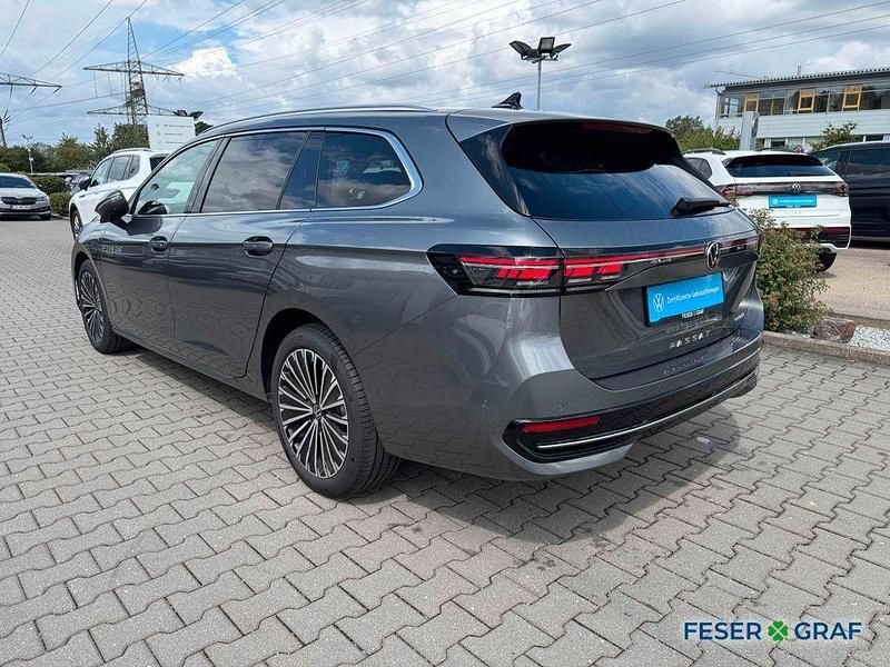 Gebraucht VW Passat Elegance 204 PS (150 kW) 2025 Diabasgrau metallic Kombi