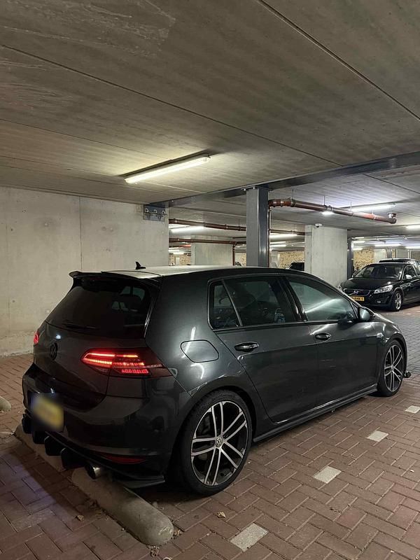 Gebraucht VW Golf VII GTE 300 PS (220 kW) 2015 Grau Kleinwagen