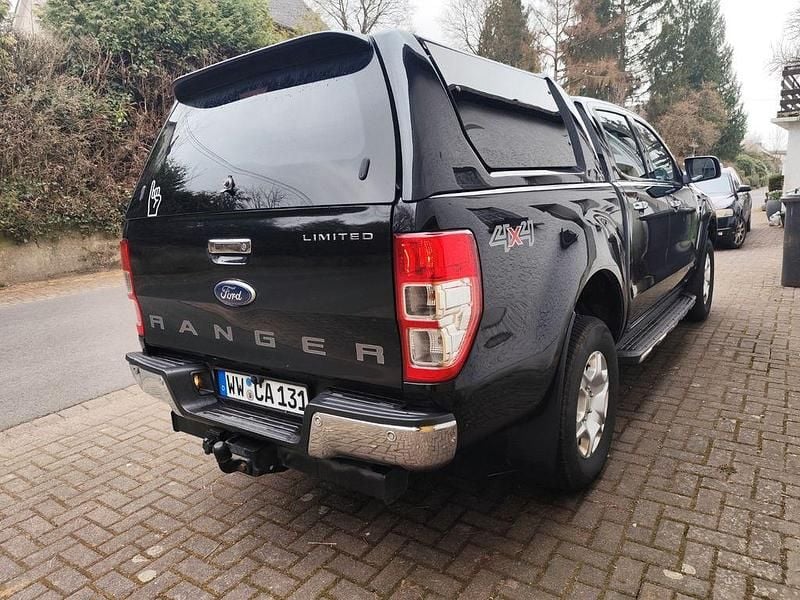 Gebraucht Ford Ranger 159 PS (116 kW) 2016 Schwarz Pickup