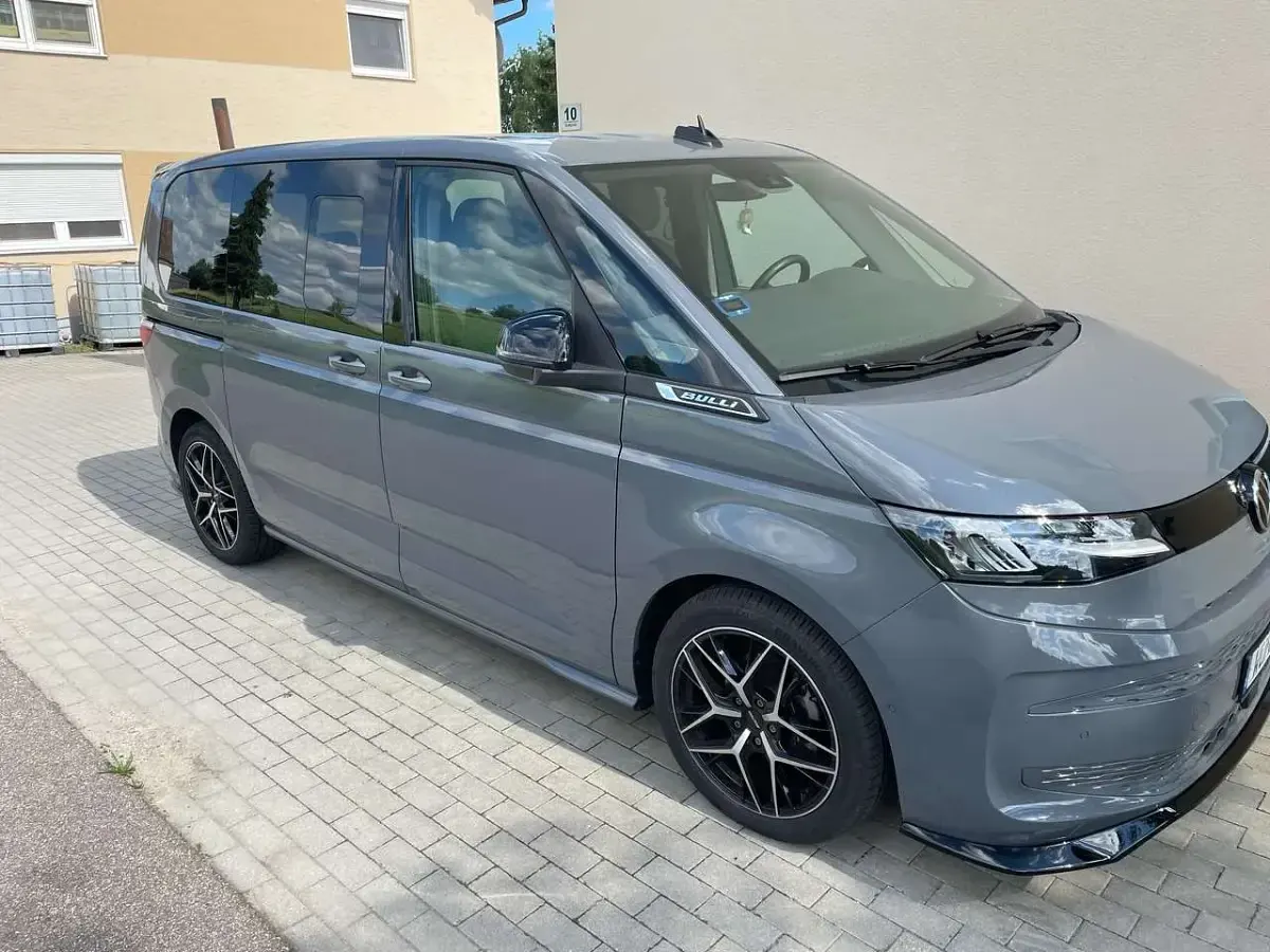 Usata VW T7 150 CV (110 kW) 2024 Grigio Furgone