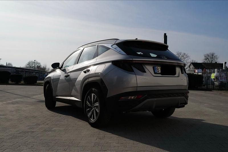 Gebraucht Hyundai Tucson Trend 150 PS (110 kW) 2024 Grau SUV