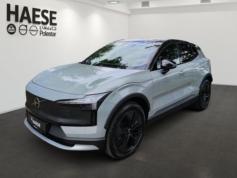 Vapour grey Neu 2025 Volvo EX30 CC Performance SUV | 56.500 € (Teuer) - Bild 1/4