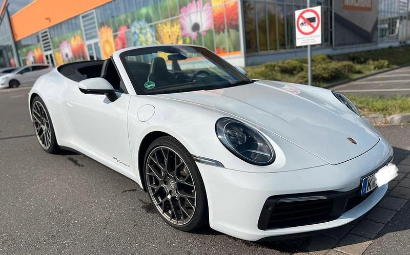 Weiß Gebraucht 2020 Porsche 992 Cabrio | 117.000 € - Bild 1/4