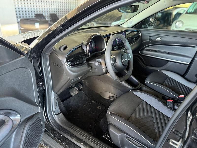 Gebraucht Fiat 600 Icon 101 PS (74 kW) 2024 Schwarz SUV