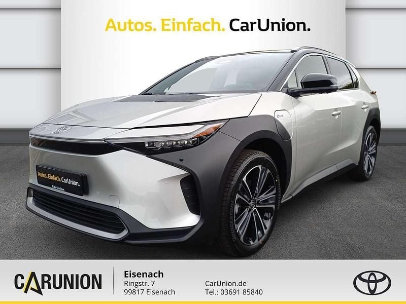 Silber Neu 2025 Toyota bZ4X Lounge SUV | 41.990 € (Superpreis) - Bild 1/4