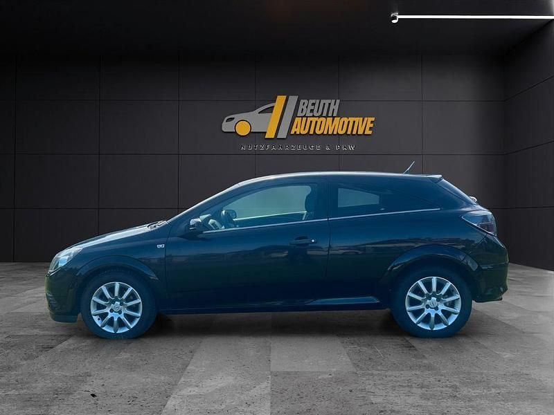 Gebraucht Opel Astra GTC 90 PS (66 kW) 2009 Schwarz Limousine