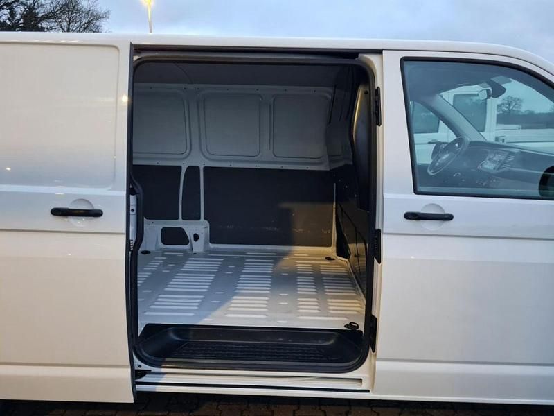 Gebraucht VW T6.1 150 PS (110 kW) 2024 Weiß Van