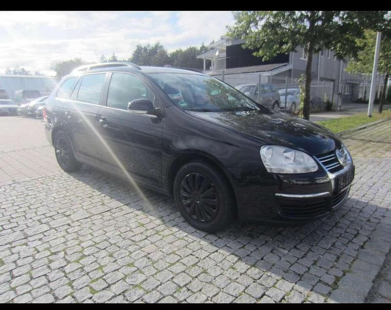Gebraucht VW Golf V Trendline 102 PS (75 kW) 2009 Deep black perleffekt Kombi