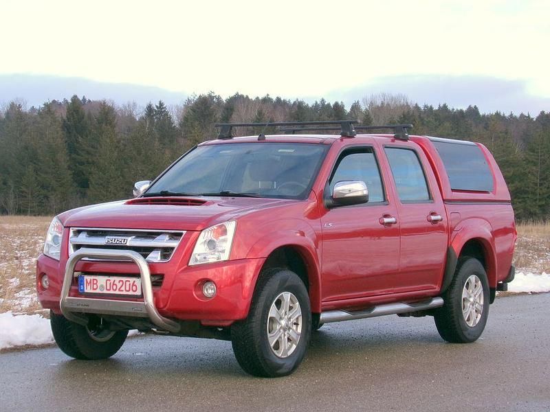 Rot Gebraucht 2011 Isuzu D-Max Abholung | 15.880 € (Etwas zu teuer) - Bild 1/4