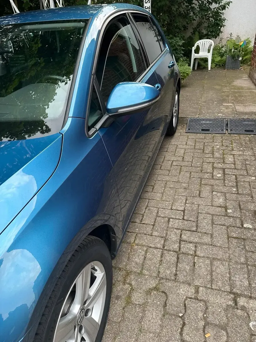 Gebraucht VW Golf VII 105 PS (77 kW) 2013 Blau Kleinwagen