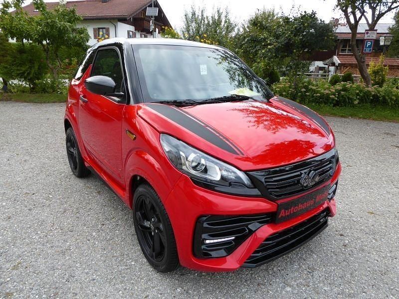 Second-hand Ligier JS50 2024 Roșu Hatchback