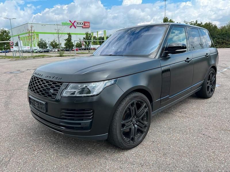 Silber Gebraucht 2018 Land Rover Range Rover Vogue SUV | 44.950 € - Bild 1/4