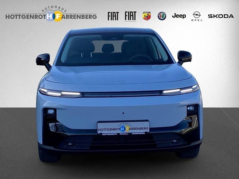 Neu Leapmotor B10 160 kW (218 PS) 2026 Silber SUV