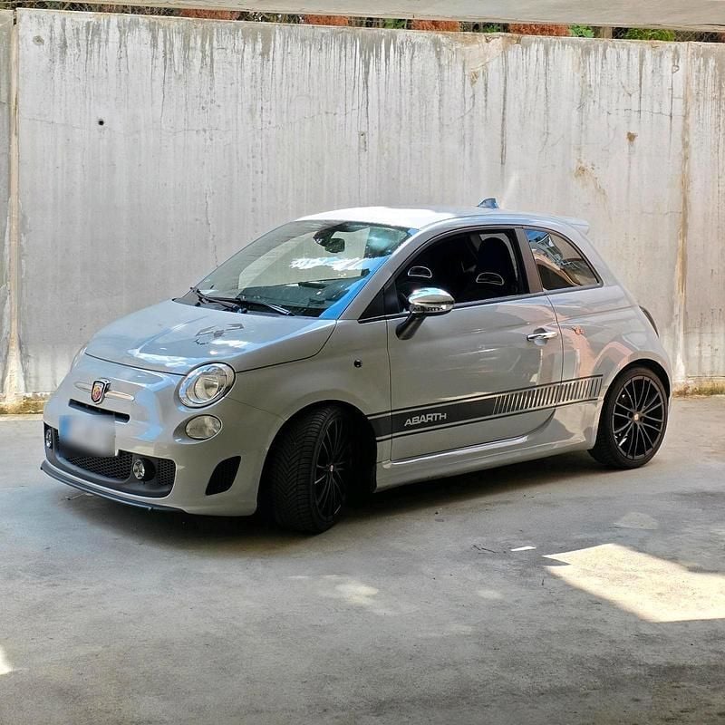 Usado Abarth 595 140 HP (102 kW) 2013 Cinzento Citadino