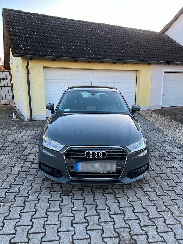 Usata Audi A1 90 CV (66 kW) 2015 Grigio Utilitaria