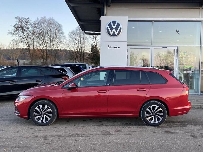 Gebraucht VW Golf VIII Active 116 PS (85 kW) 2022 Rot Kombi