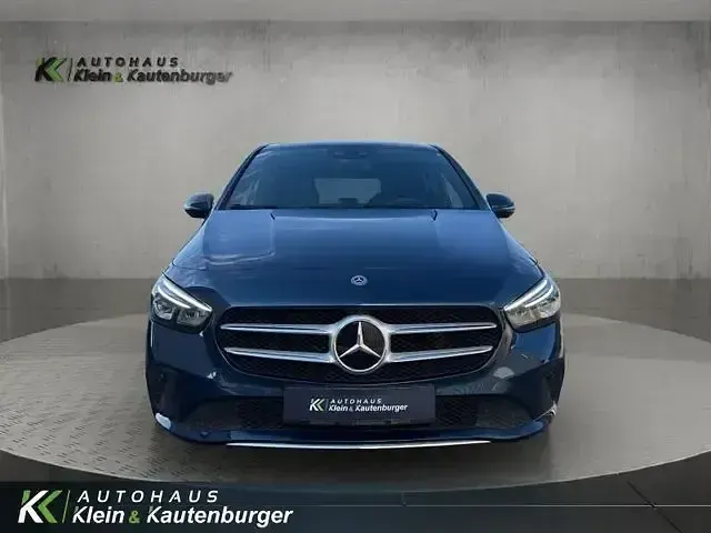 Gebraucht Mercedes B220 Progressive 190 PS (139 kW) 2019 Blau Kleinwagen