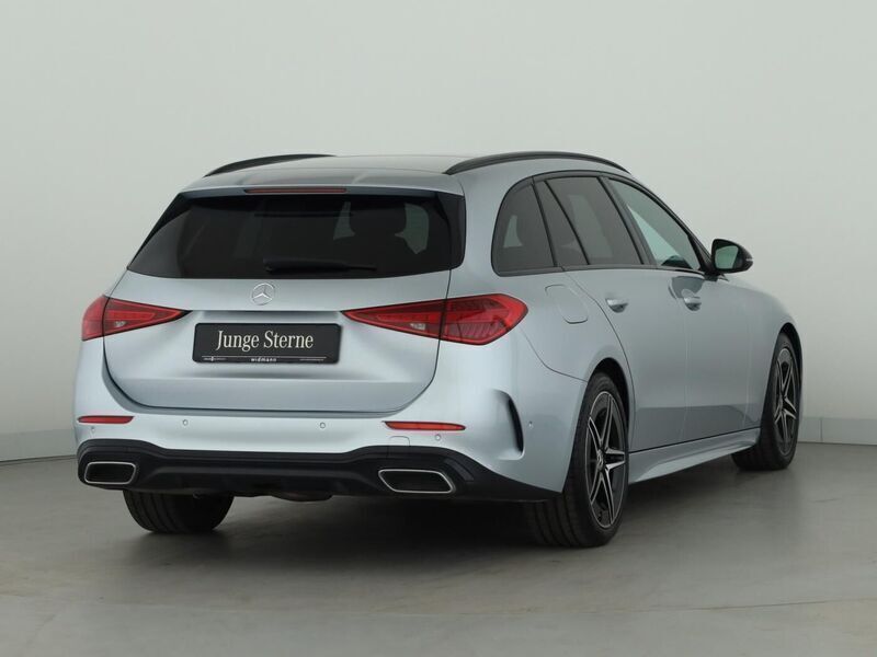 Gebraucht Mercedes C220 AMG 200 PS (147 kW) 2022 Metalliclack hightechsilber Kombi