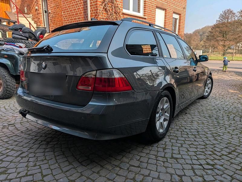 Second-hand BMW 525 177 CP (130 kW) 2004 Gri Break