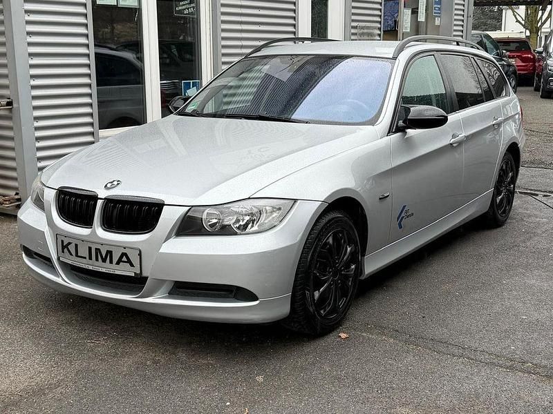 Gebraucht BMW 318 129 PS (94 kW) 2007 Silber Kombi