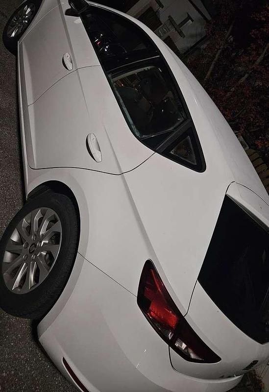 Gebraucht 2012 Seat Leon Ecomotive Limousine | 5.500 € (Fairer Preis) - Bild 1/4