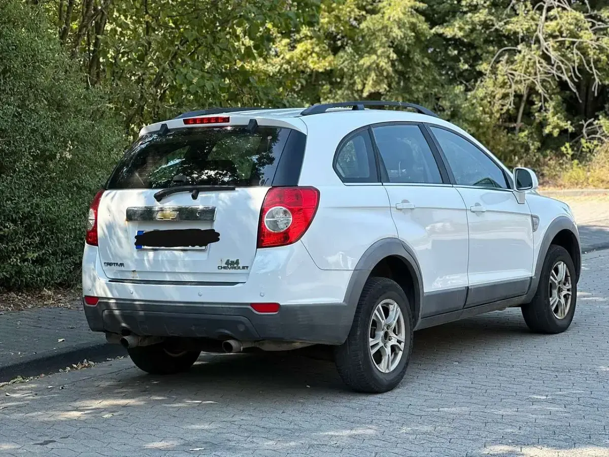 Gebraucht Chevrolet Captiva 136 PS (100 kW) 2008 Weiß SUV