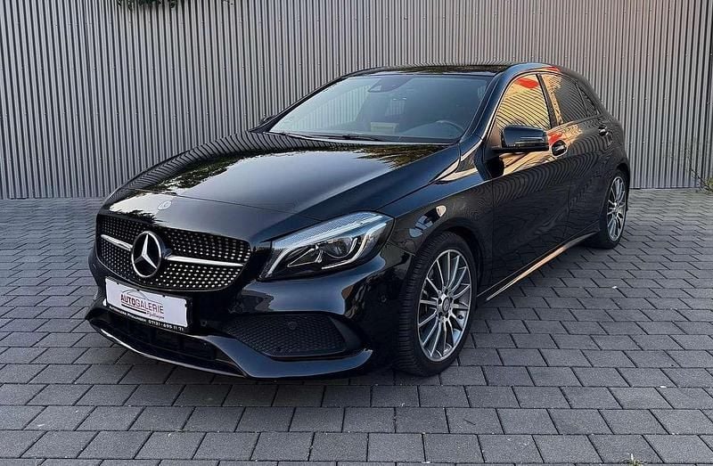 Schwarz Gebraucht 2016 Mercedes A220 AMG line Kombi | 16.900 € (Fairer Preis) - Bild 1/4