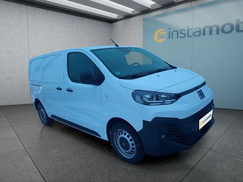 Weiß Gebraucht 2024 Fiat Scudo Van | 23.499 € (Superpreis) - Bild 1/4