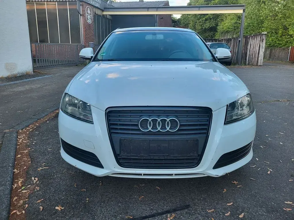 Używany Audi A3 125 KM (91 kW) 2009 Biały Hatchback