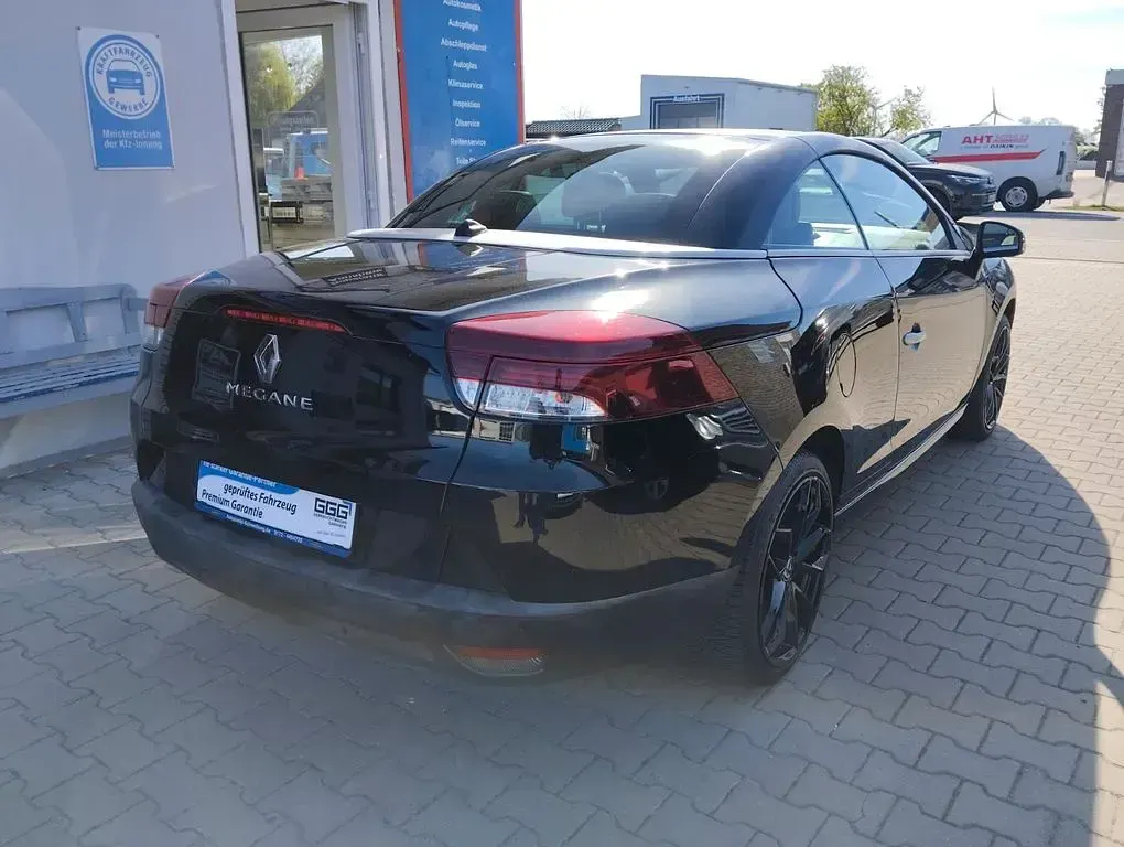 Gebraucht Renault Mégane Cabriolet Luxe 140 PS (102 kW) 2011 Schwarz Cabrio