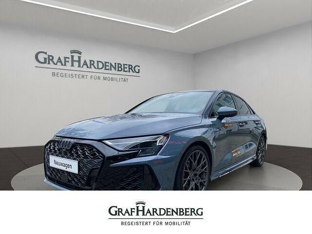 Gebraucht Audi RS3 Ambiente 400 PS (294 kW) 2024 Kemoragrau metallic Limousine