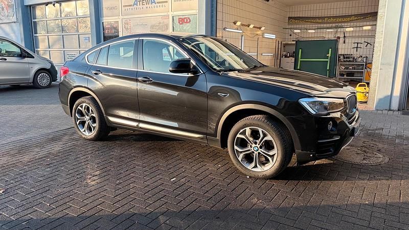 Gebraucht BMW X4 190 PS (139 kW) 2016 Schwarz SUV