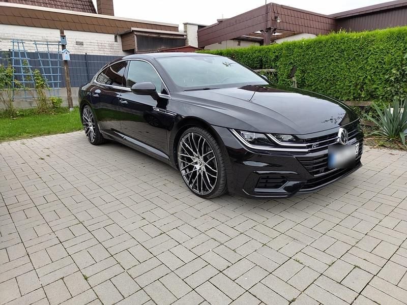 Gebraucht VW Arteon R-line 190 PS (139 kW) 2019 Schwarz Kleinwagen