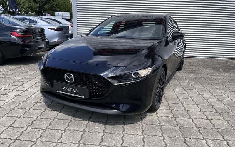 Jet black metallic Gebraucht 2024 Mazda 3 Homura-Line Limousine | 26.880 € (Fairer Preis) - Bild 1/4