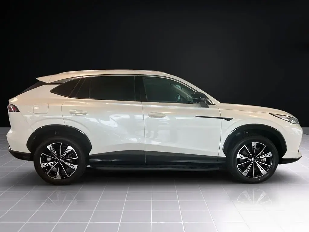 Neu MG HS Luxury 272 PS (200 kW) 2026 Weiß SUV
