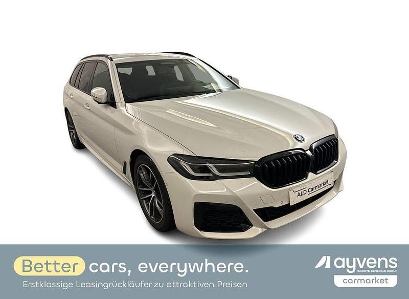 Weiß Gebraucht 2021 BMW 520 Sport Line Kombi | 30.980 € (Teuer) - Bild 1/4