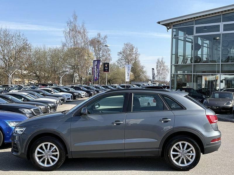 Gebraucht Audi Q3 Basis 190 PS (139 kW) 2015 Grau SUV