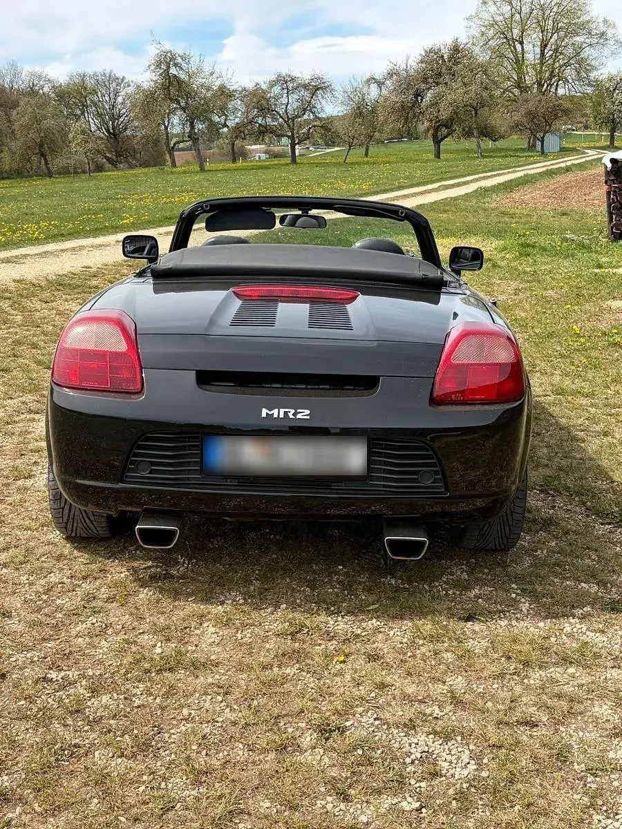 Gebraucht Toyota MR2 140 PS (102 kW) 2000 Schwarz Cabrio