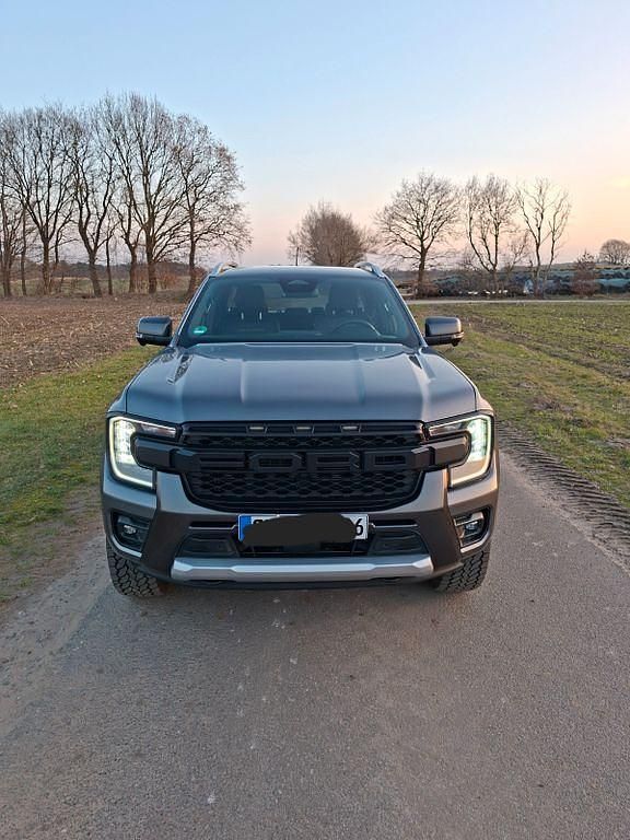 Gebraucht Ford Ranger Wildtrack 241 PS (177 kW) 2024 Grau Pickup