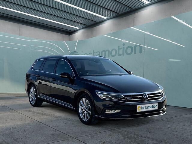 Gebraucht VW Passat Elegance 150 PS (110 kW) 2020 Schwarz Kombi