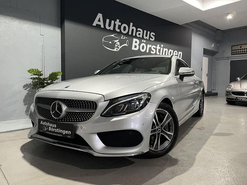 Silber Gebraucht 2017 Mercedes C300 AMG line | 27.500 € (Etwas zu teuer) - Bild 1/4