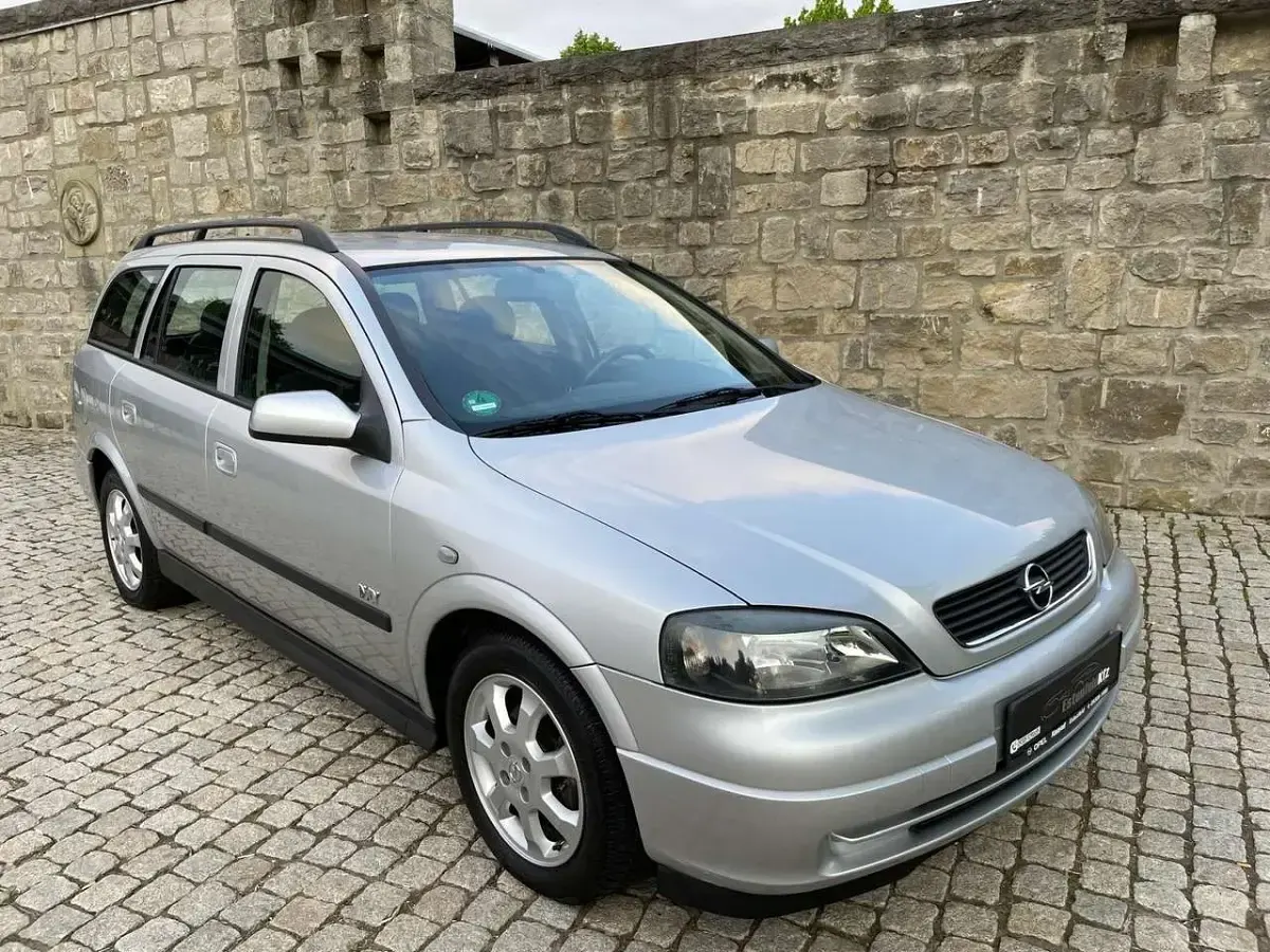 Gebraucht Opel Astra Njoy 101 PS (74 kW) 2003 Silber Kombi