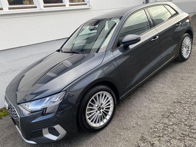 Gebraucht Audi A3 S-Line 204 PS (150 kW) 2022 Grau Limousine
