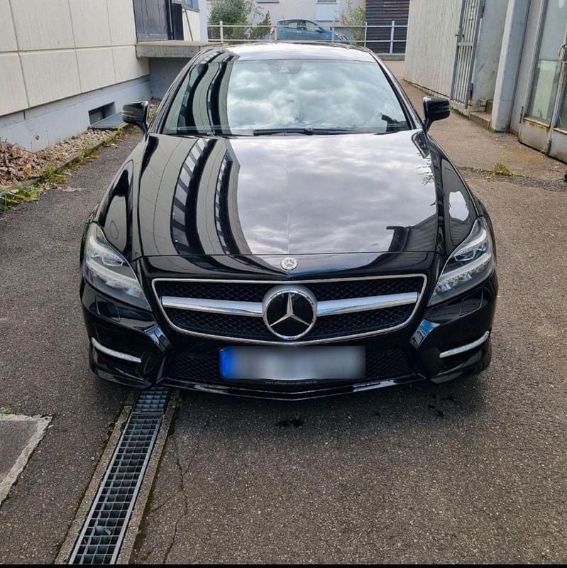 Schwarz Gebraucht 2013 Mercedes CLS350 AMG line Coupé | 16.500 € (Superpreis) - Bild 1/4