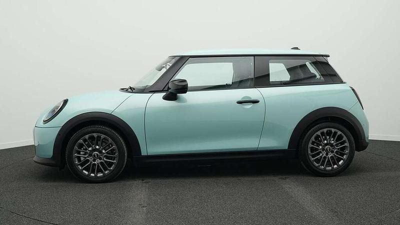 Usata Mini Cooper Classic 156 CV (114 kW) 2024 Verde Utilitaria
