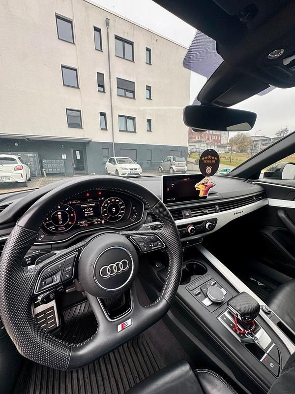 Gebraucht Audi A4 S-Line 231 PS (169 kW) 2019 Braun Kombi